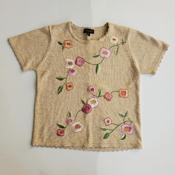Vintage Embroidered Floral Short Sleeve Sweater - Picture 3 of 12